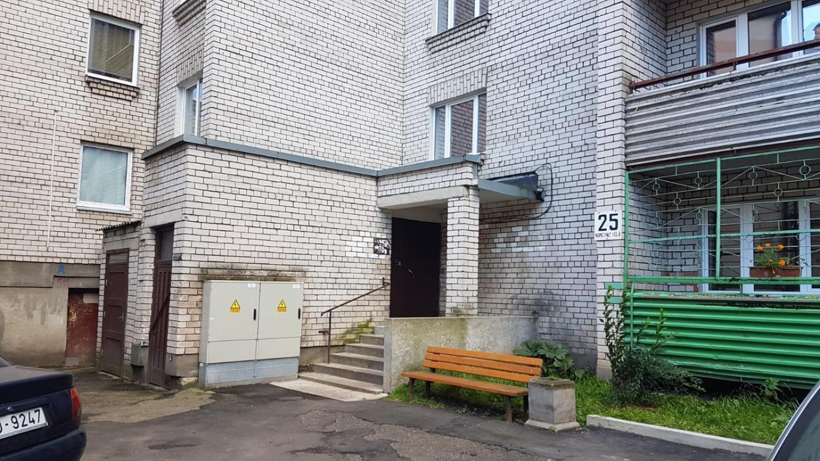 Apartament Erfolg 1 Даугавпилс Экстерьер фото